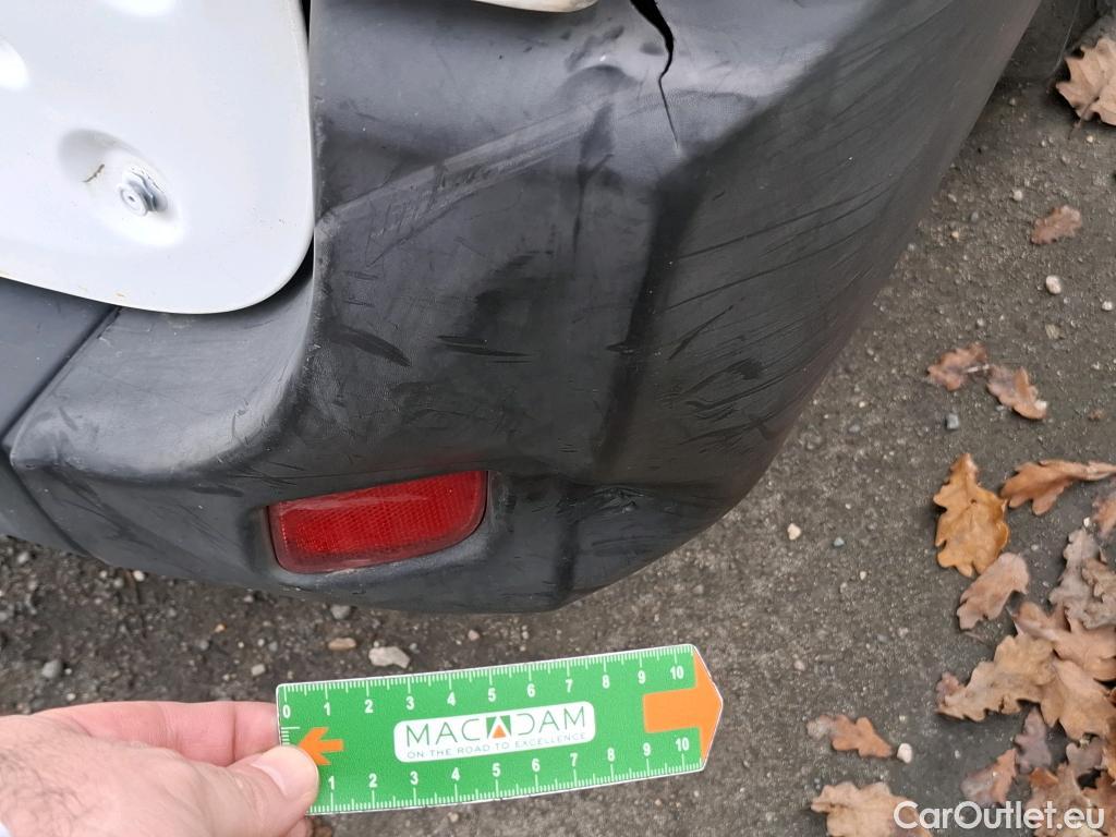  Nissan  NV400 NISSAN  VU 4p Fourgon L3H2 2.3 DCI TT 165 S/S 3500 Business #78