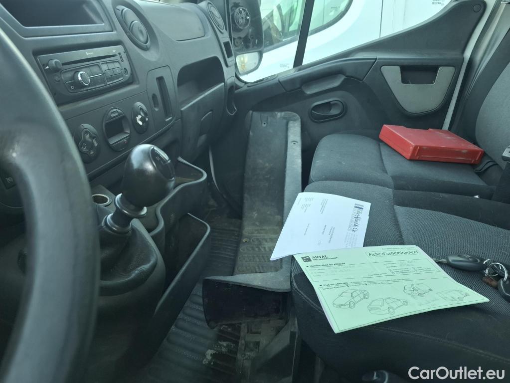  Nissan  NV400 NISSAN  VU 4p Fourgon L3H2 2.3 DCI TT 165 S/S 3500 Business #128