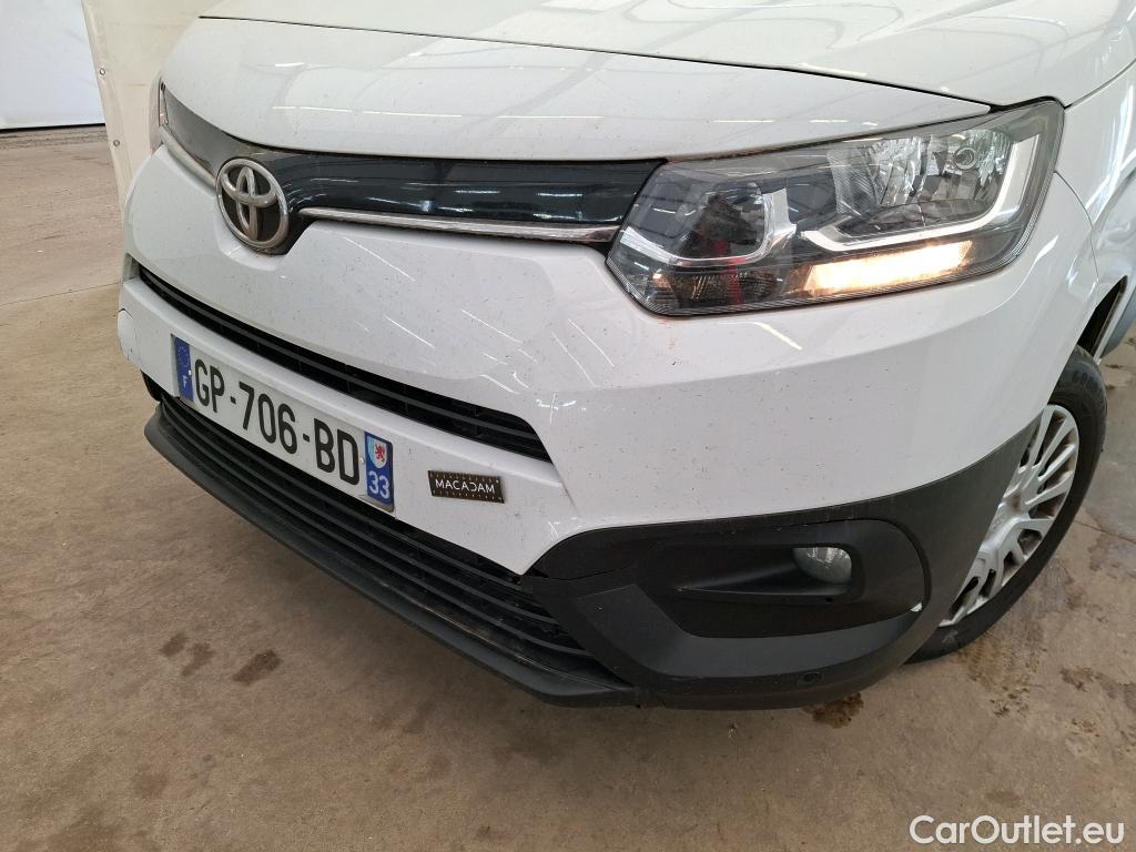  Toyota  Proace TOYOTA  City / 2019 / 4P / Fourgonnette 1.5 Long 100 D-4D Business #50