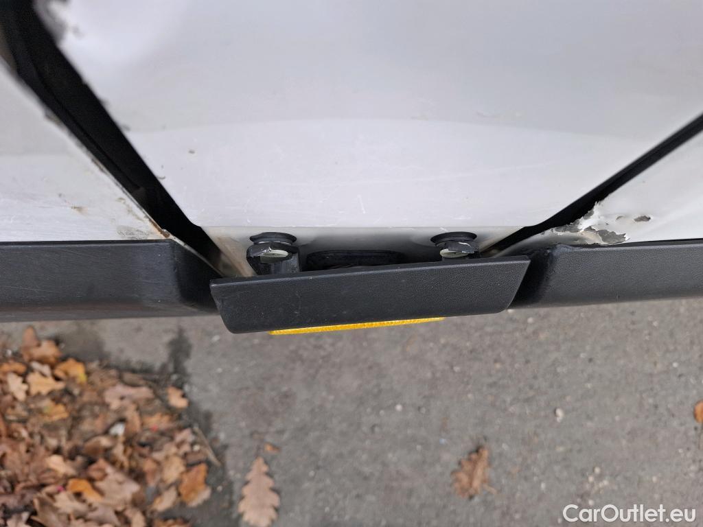  Nissan  NV400 NISSAN  VU 4p Fourgon L3H2 2.3 DCI TT 165 S/S 3500 Business #112