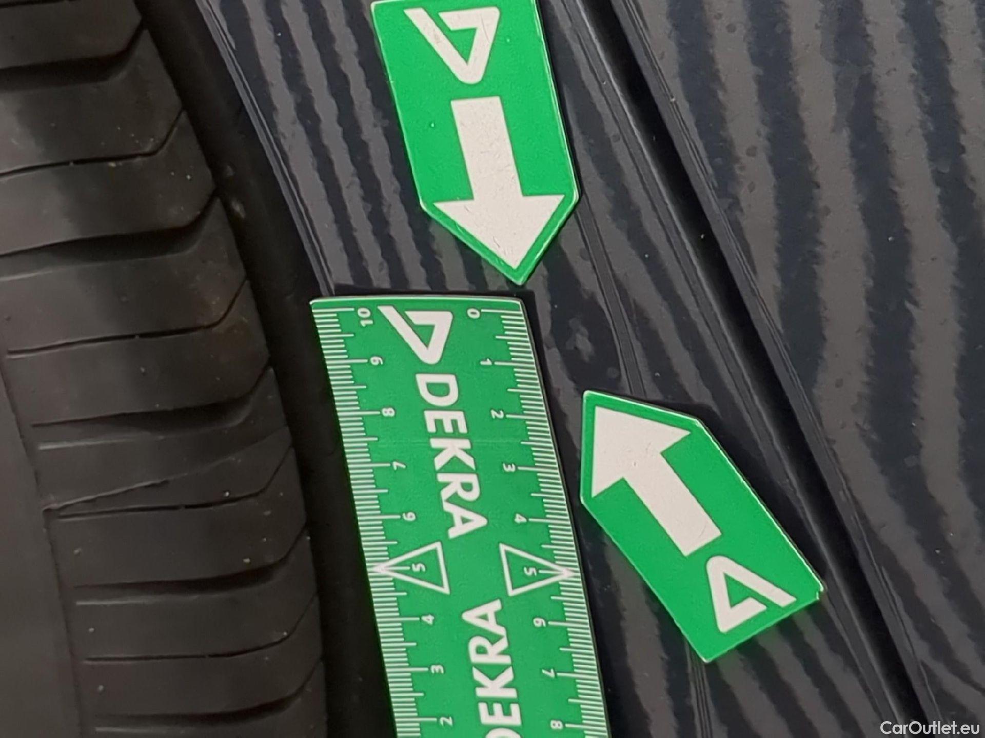  Seat  Leon  Sportstourer / 2020 / 5P / Break 1.0 eTSI 110 DSG S&S Style Business / TRANSFO VP/VF #14