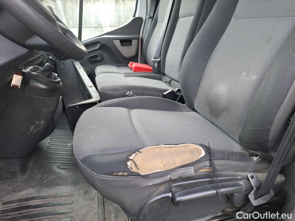  Nissan  NV400 NISSAN  VU 4p Fourgon L3H2 2.3 DCI TT 165 S/S 3500 Business #38