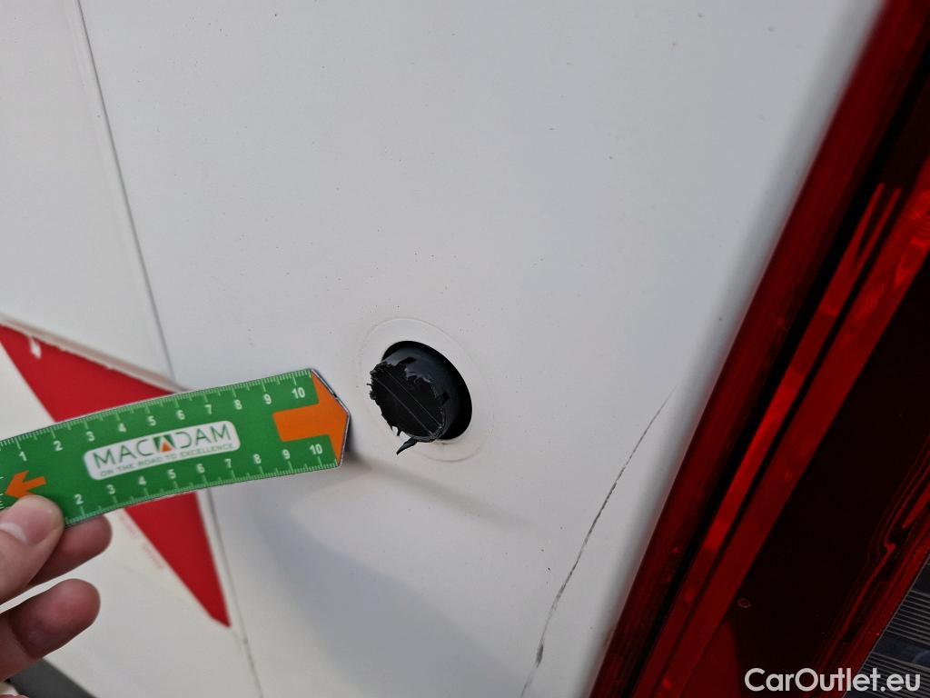  Nissan  NV400 NISSAN  VU 4p Fourgon L3H2 2.3 DCI TT 165 S/S 3500 Business #93