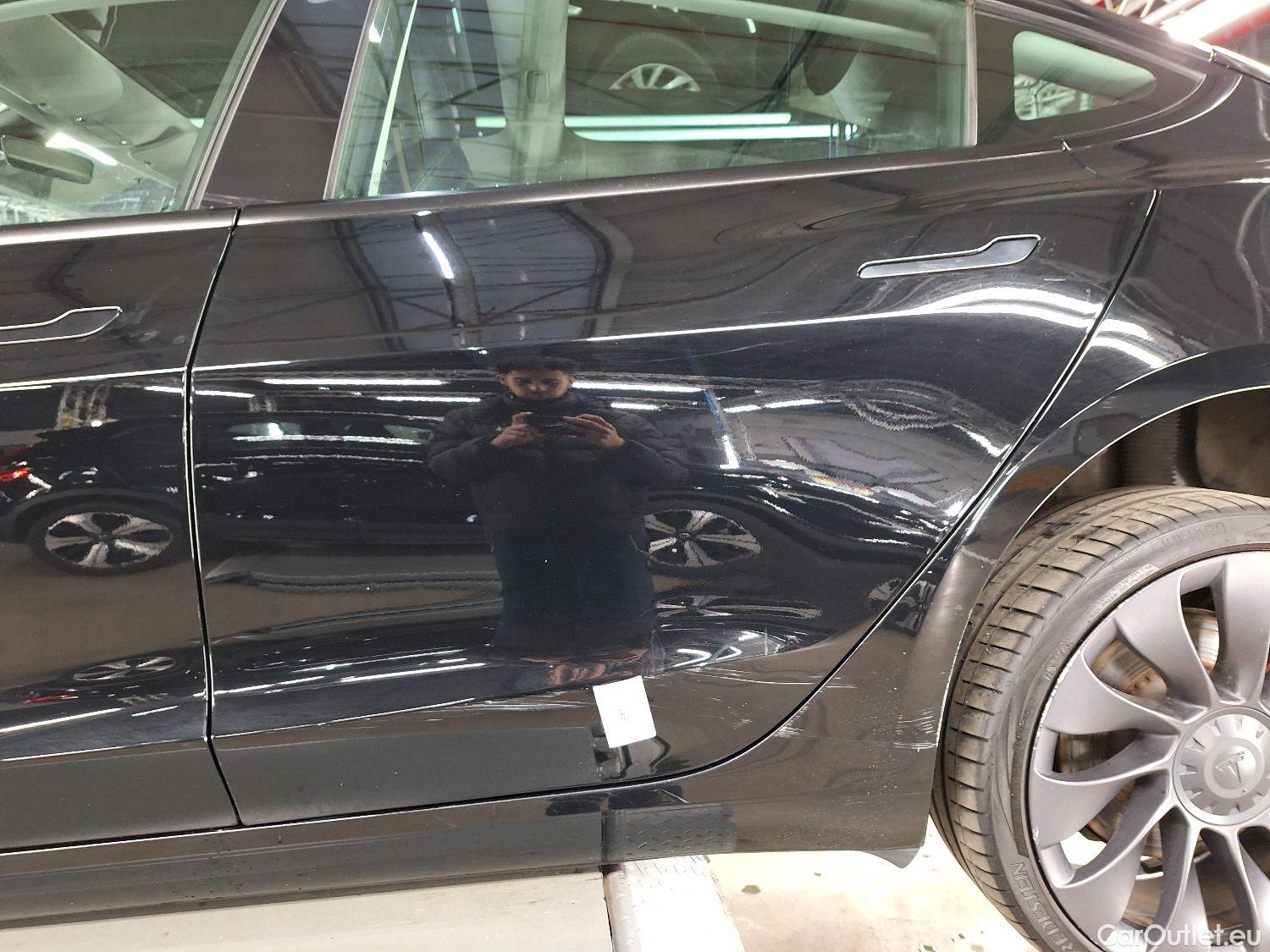  Tesla  Model 3 Tesla,  '18 BEV, Tesla  Performance Dual Motor AWD 4d #32