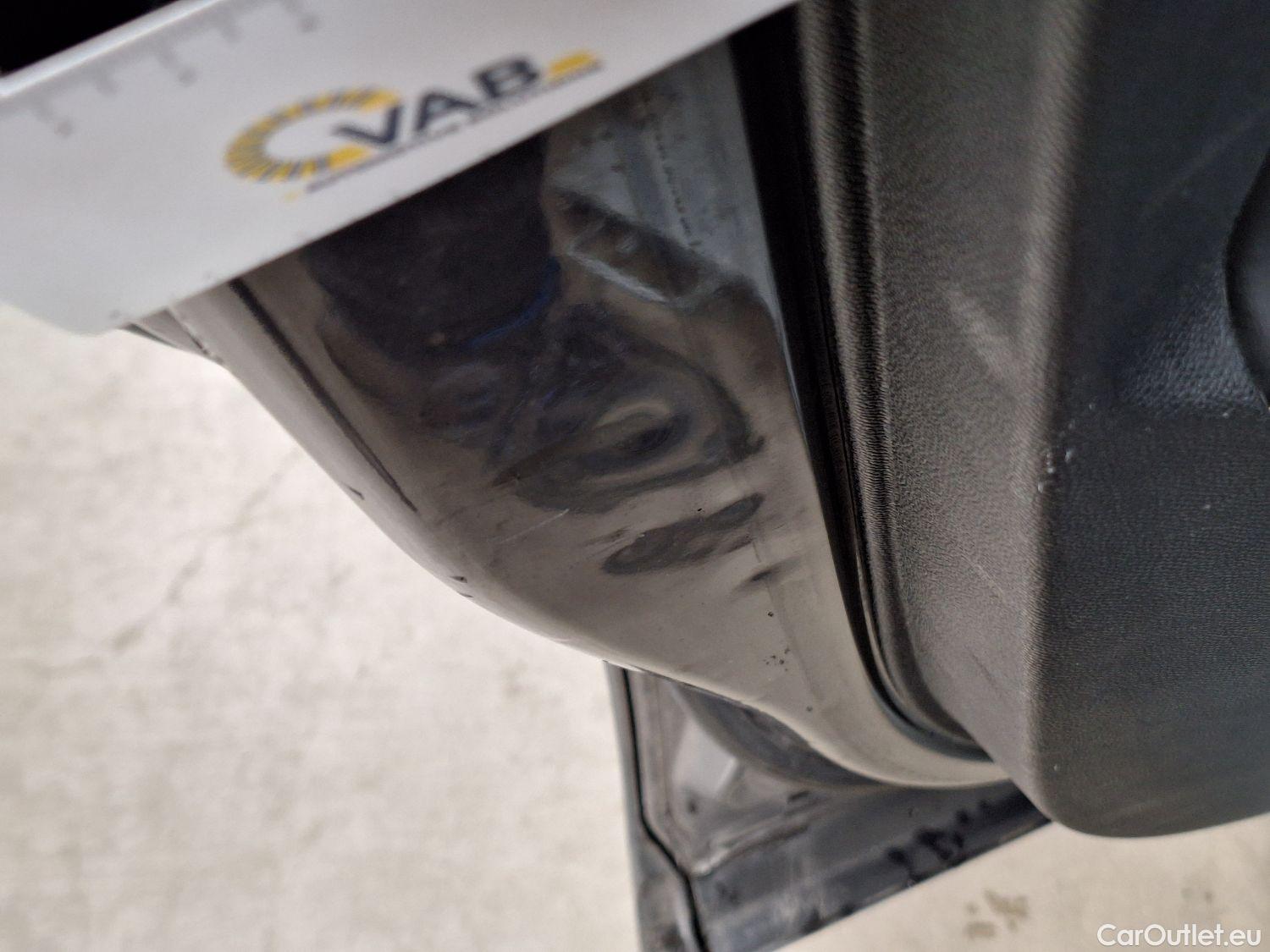  Peugeot  5008 Peugeot,  '16, Peugeot  1.5 BlueHDi 96kW S&S GT Line 5d 7pl #36