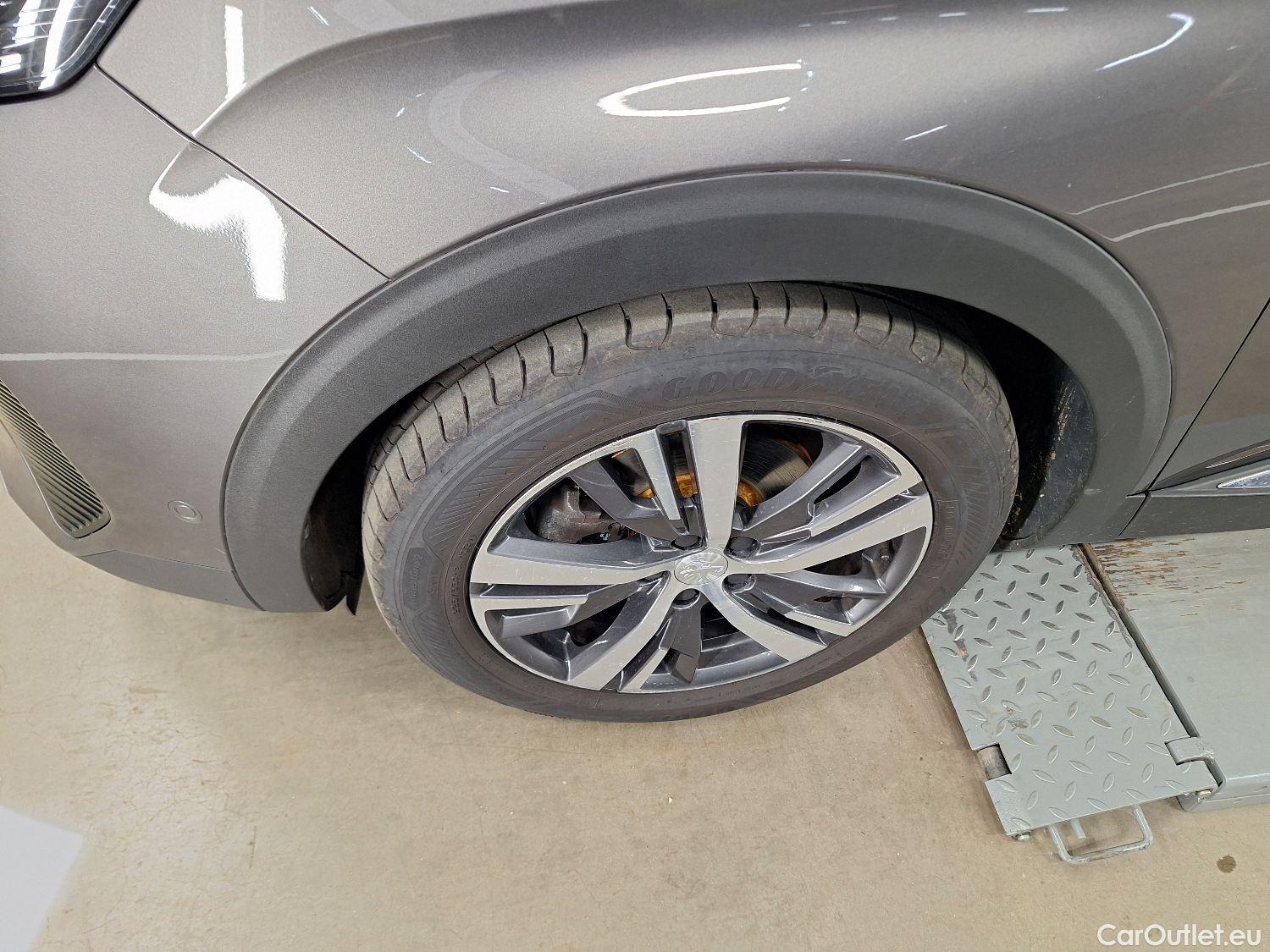  Peugeot  5008 Peugeot,  FL'20, Peugeot  1.5 BlueHDi 96kW S&S EAT8 Allure Pack #68