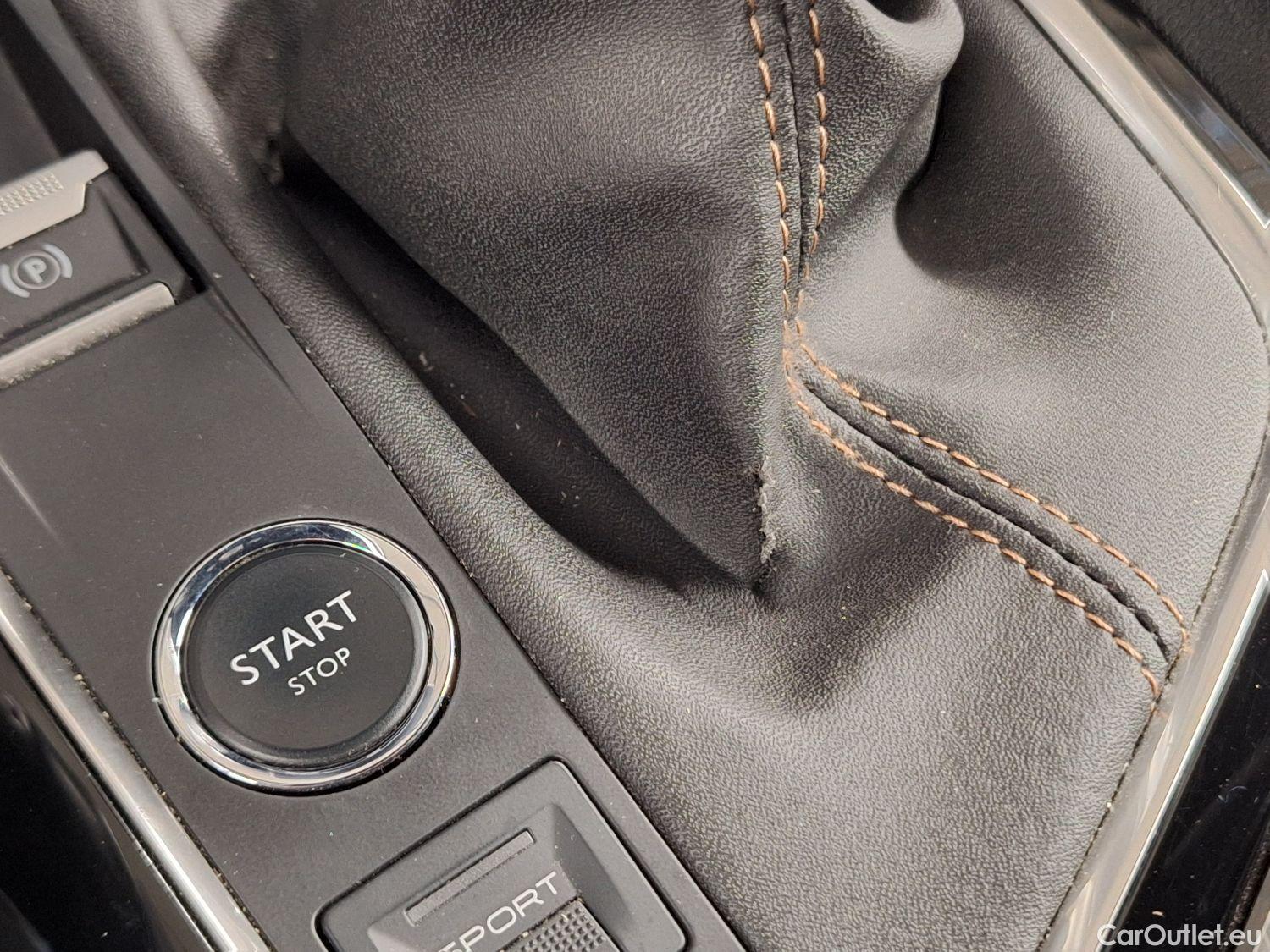  Peugeot  5008 Peugeot,  '16, Peugeot  1.5 BlueHDi 96kW S&S GT Line 5d 7pl #46