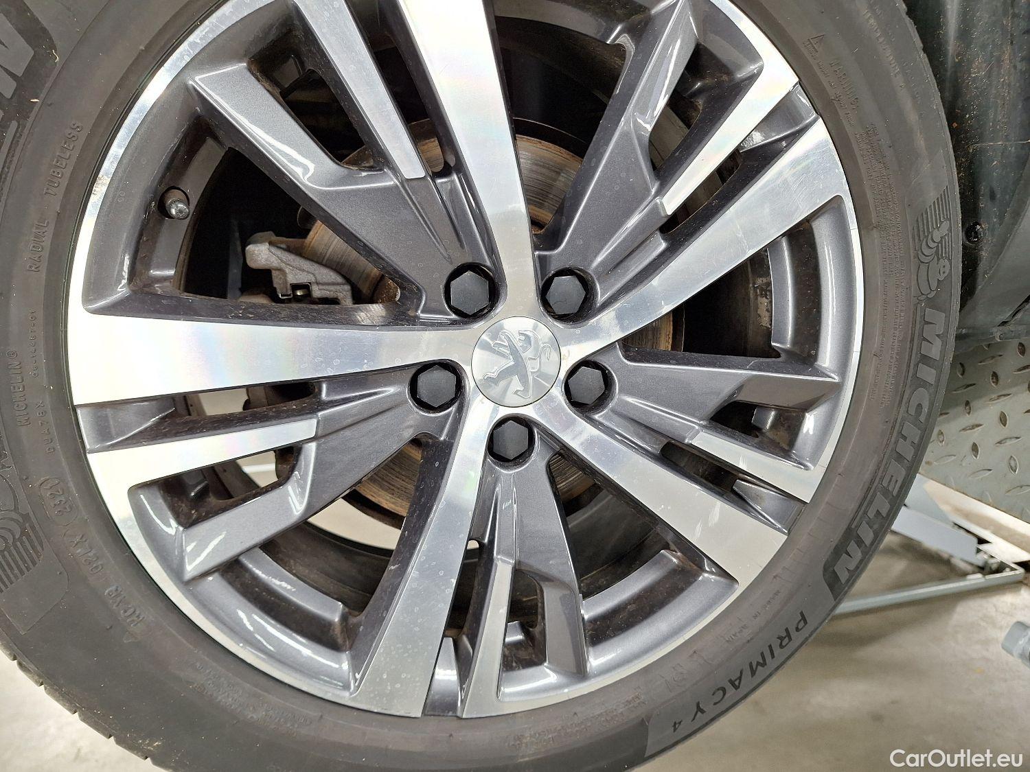  Peugeot  5008 Peugeot,  FL'20, Peugeot  1.5 BlueHDi 96kW S&S EAT8 Allure Pack #6