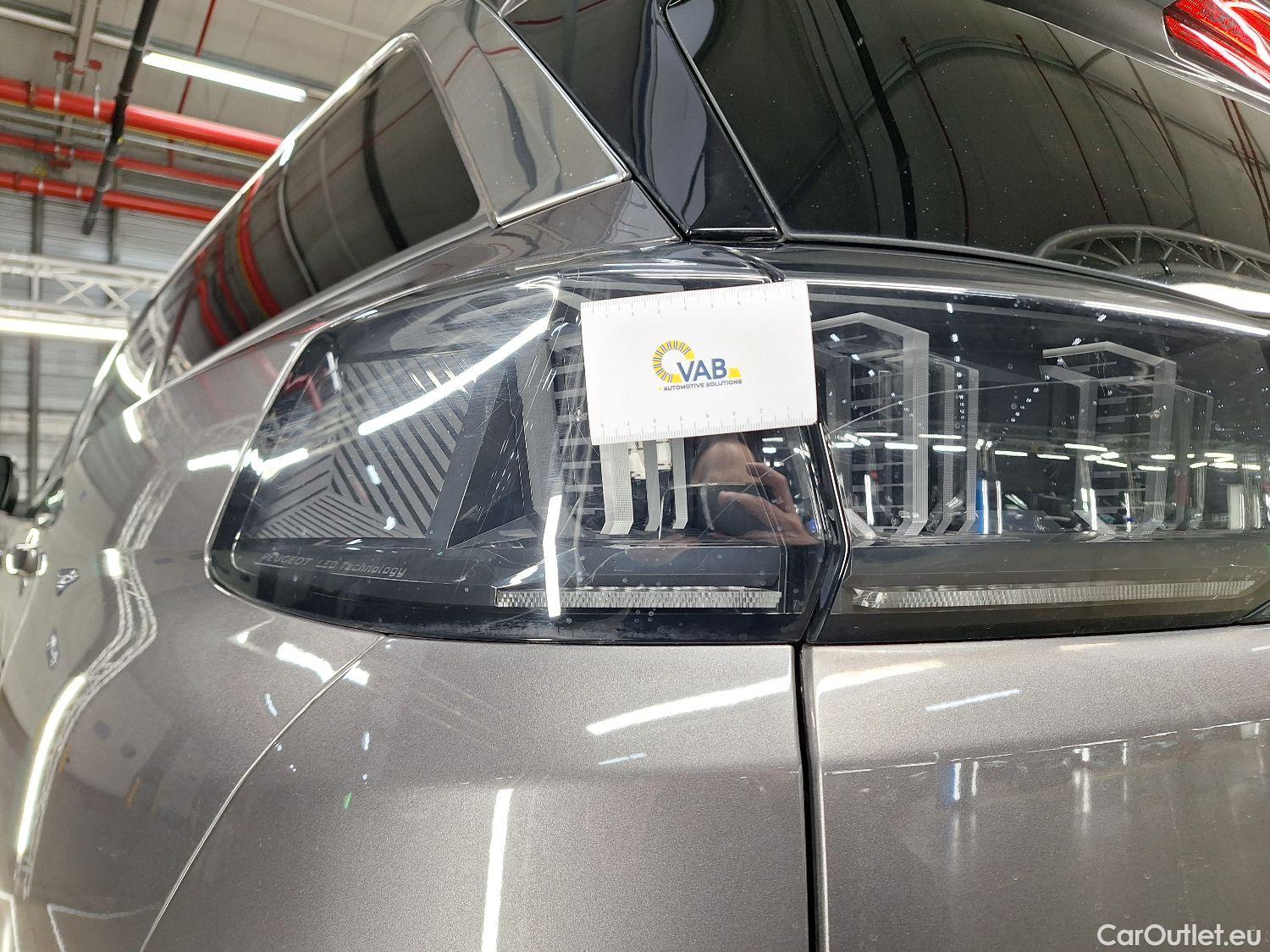  Peugeot  5008 Peugeot,  FL'20, Peugeot  1.5 BlueHDi 96kW S&S EAT8 Allure Pack #26