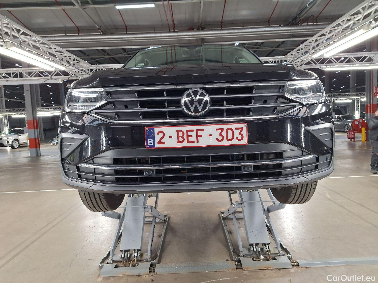  Volkswagen  Tiguan VW,  FL'20, Volkswagen  1.5 TSI 110kW DSG Active 5d #3