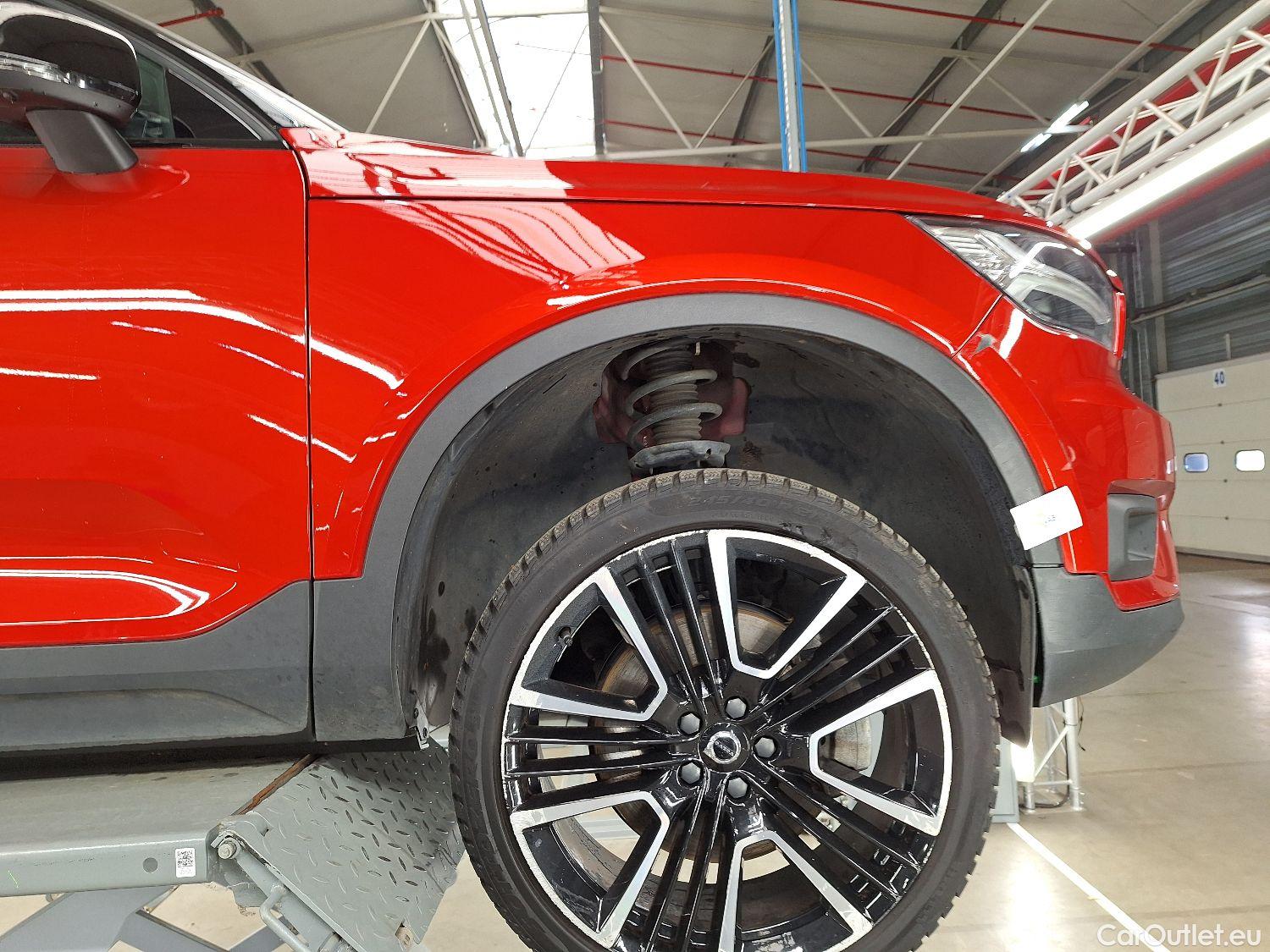  Volvo  XC 40 Volvo, XC40 '17, Volvo XC40 T5 Recharge Geartronic R-Design 5d #11