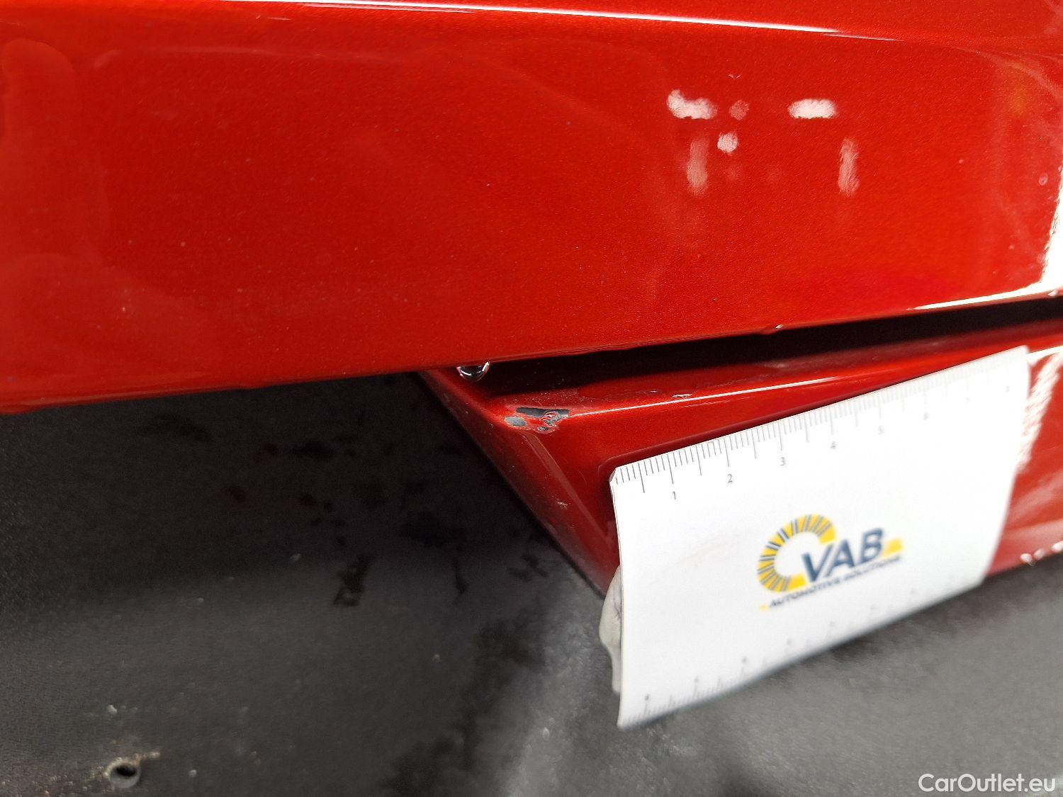  Volvo  XC 40 Volvo, XC40 '17, Volvo XC40 T5 Recharge Geartronic R-Design 5d #37