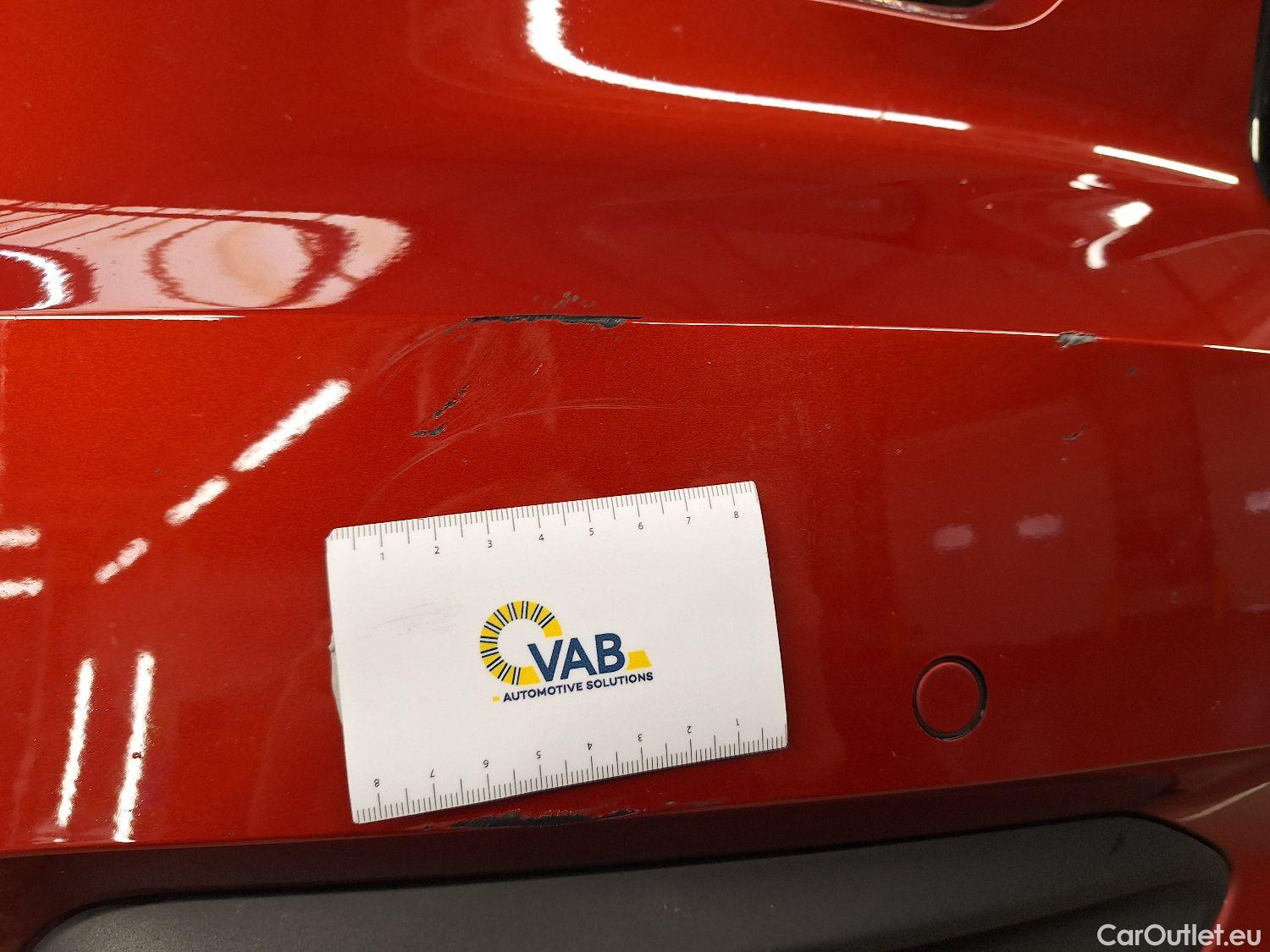  Volvo  XC 40 Volvo, XC40 '17, Volvo XC40 T5 Recharge Geartronic R-Design 5d #8