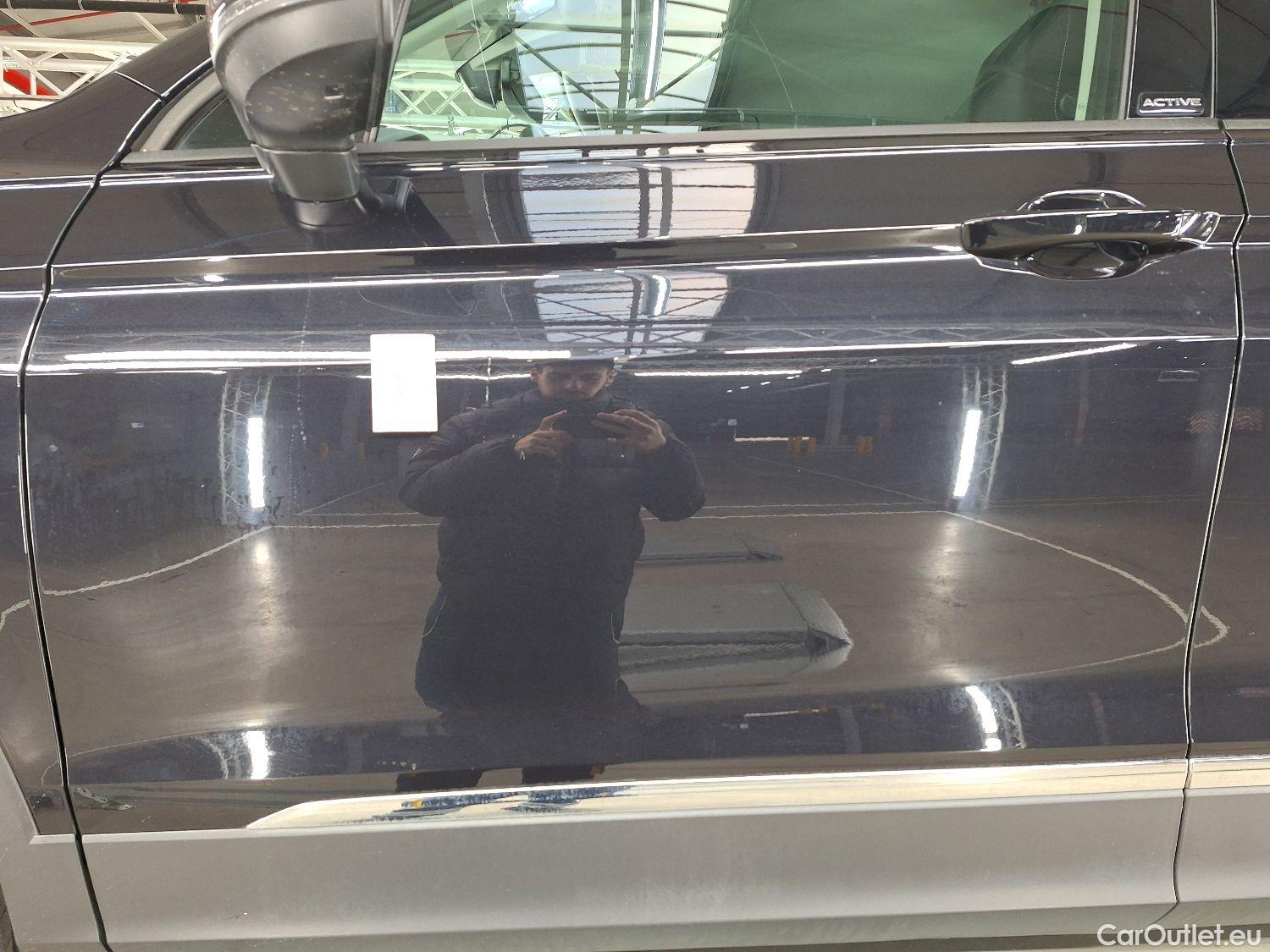  Volkswagen  Tiguan VW,  FL'20, Volkswagen  1.5 TSI 110kW DSG Active 5d #27