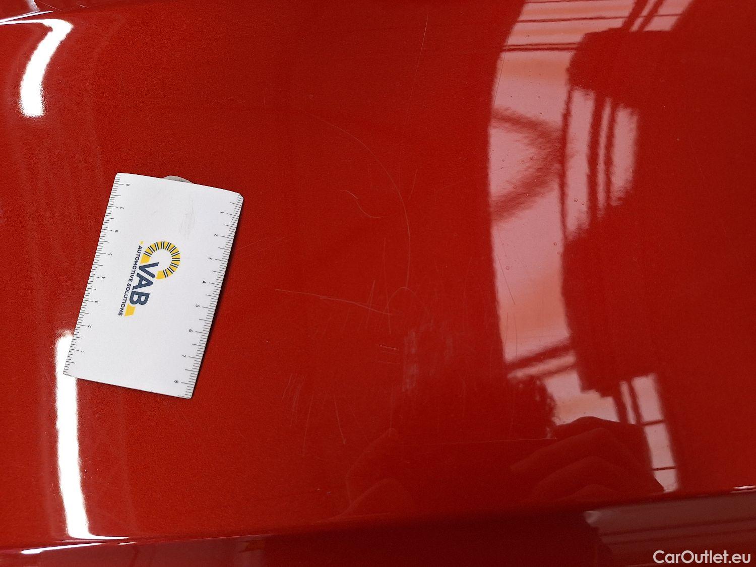  Volvo  XC 40 Volvo, XC40 '17, Volvo XC40 T5 Recharge Geartronic R-Design 5d #41