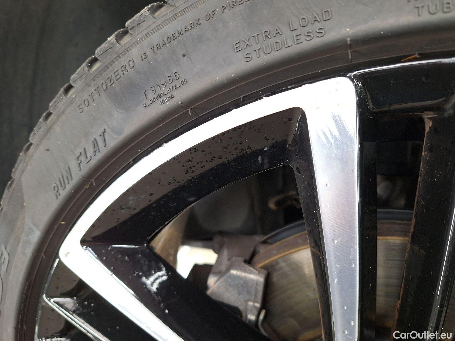  Volvo  XC 40 Volvo, XC40 '17, Volvo XC40 T5 Recharge Geartronic R-Design 5d #25