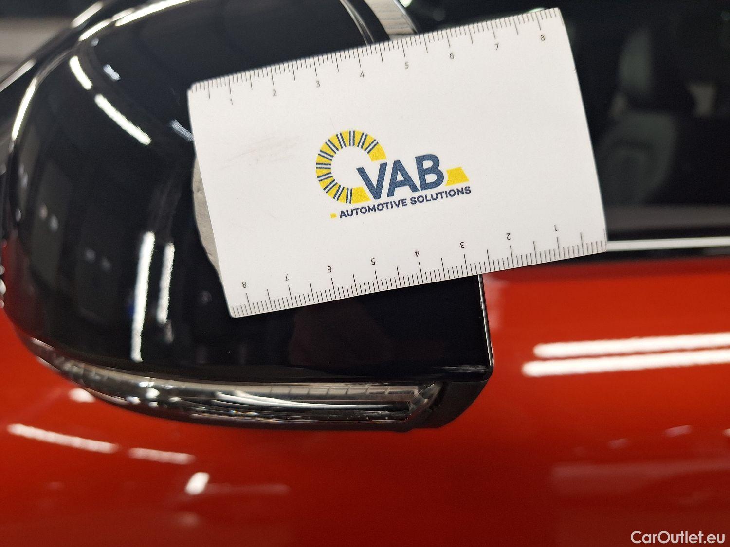  Volvo  XC 40 Volvo, XC40 '17, Volvo XC40 T5 Recharge Geartronic R-Design 5d #2