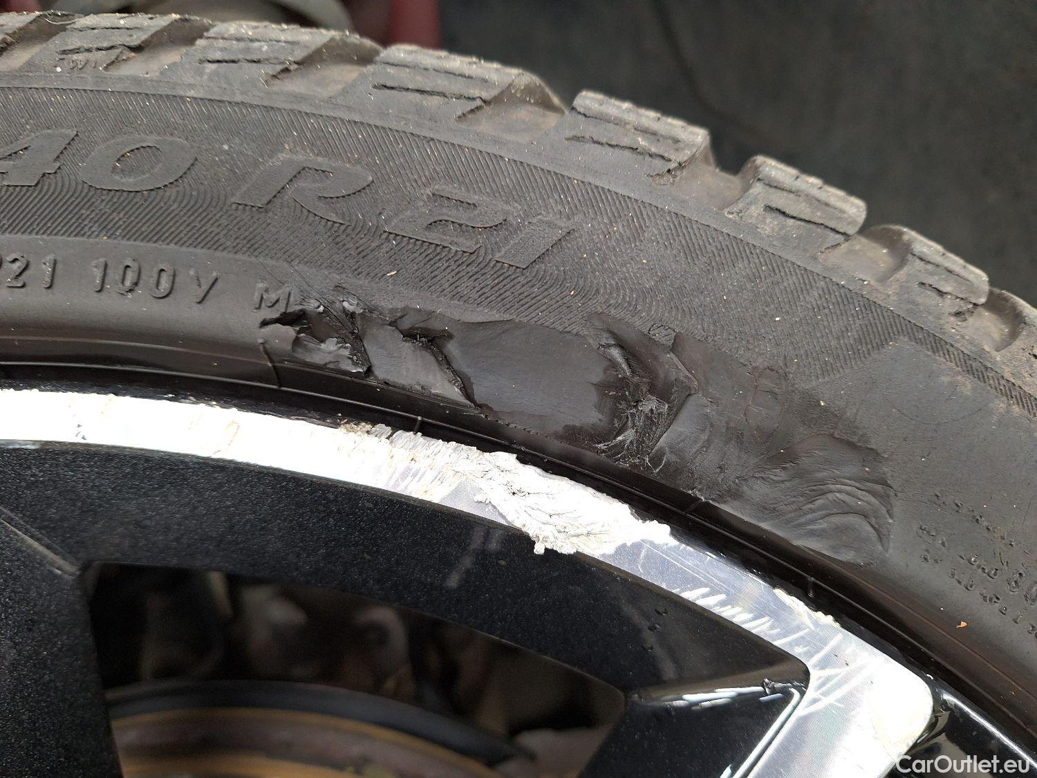  Volvo  XC 40 Volvo, XC40 '17, Volvo XC40 T5 Recharge Geartronic R-Design 5d #15