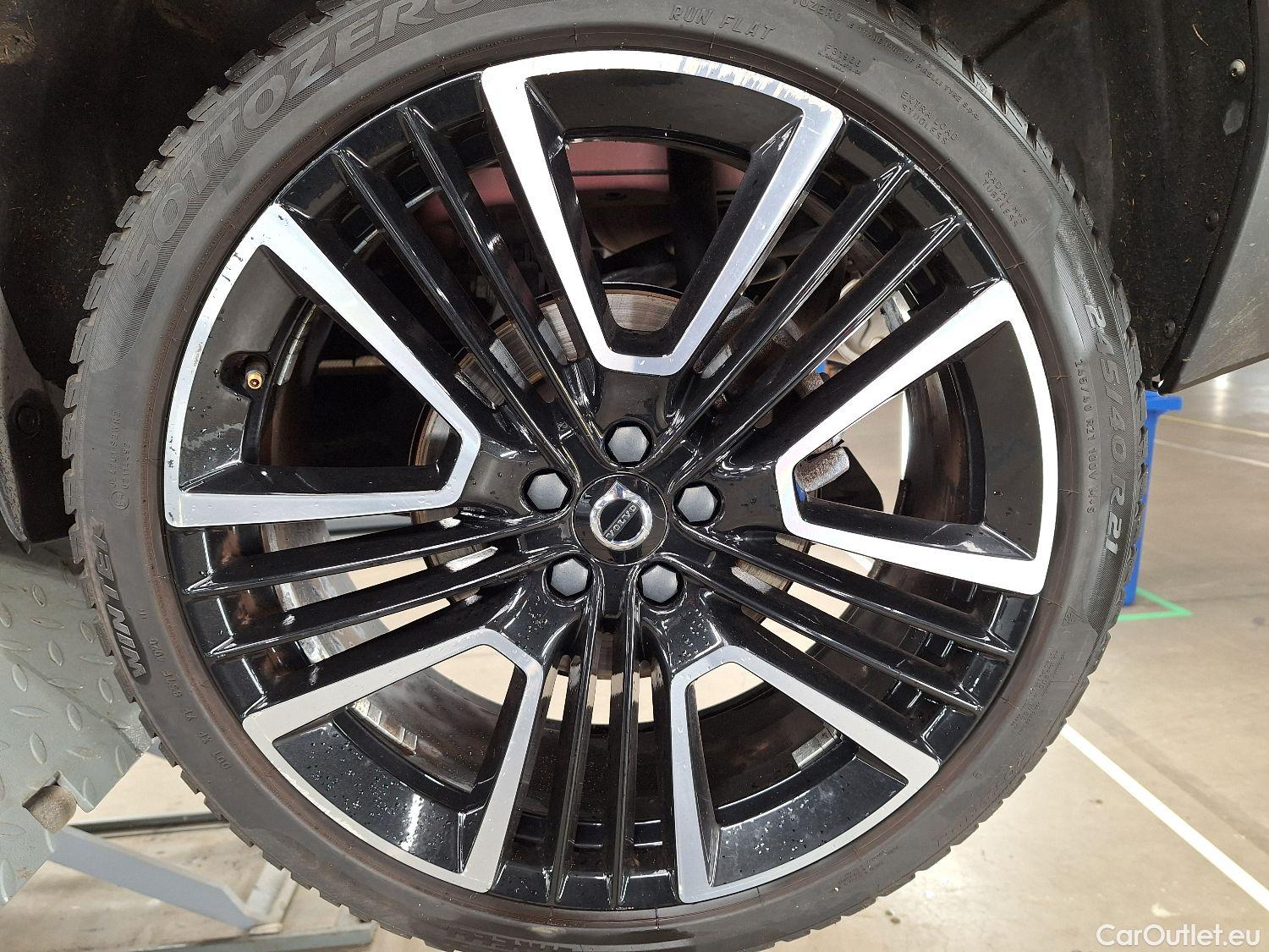  Volvo  XC 40 Volvo, XC40 '17, Volvo XC40 T5 Recharge Geartronic R-Design 5d #22