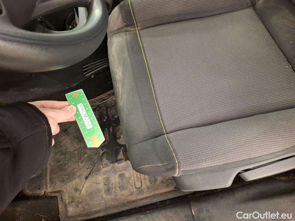  Citroen  C3  Société Feel 1.5 BlueHDI 100CV BVM5 E6dT #18