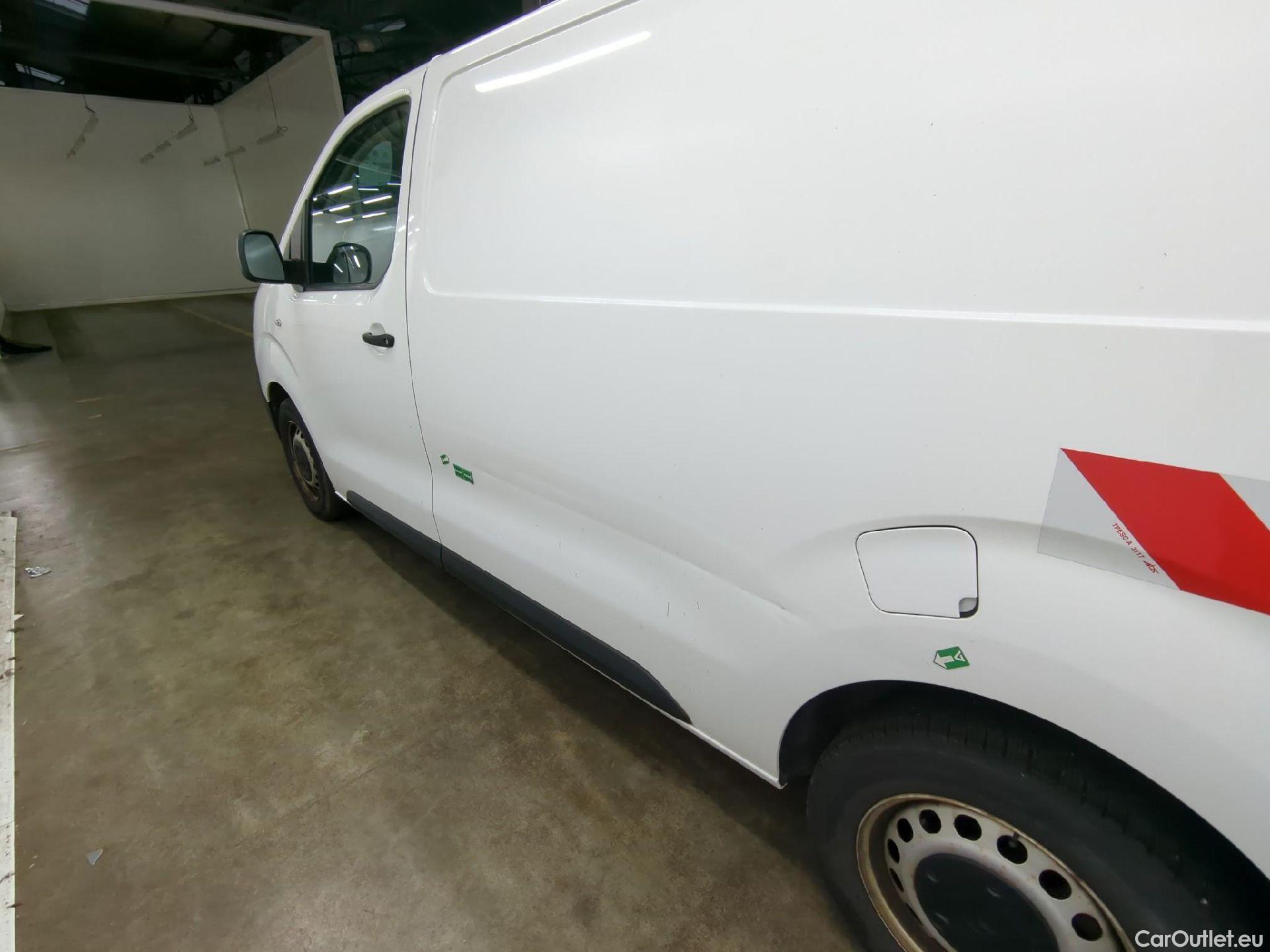  Citroen  Jumpy  Fourgon Control M 2.0 BlueHDi 120CV BVM6 E6dT #41