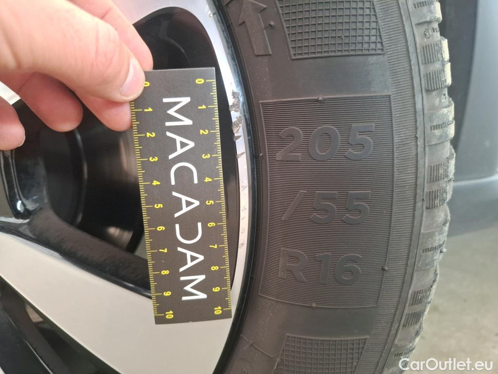  Citroen  C3  Shine 1.2 PureTech 110CV BVA6 E6d / TRANSFO VP/VF #23