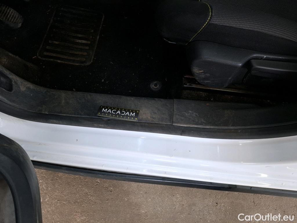  Citroen  C3  Société Feel 1.5 BlueHDI 100CV BVM6 E6dT #64