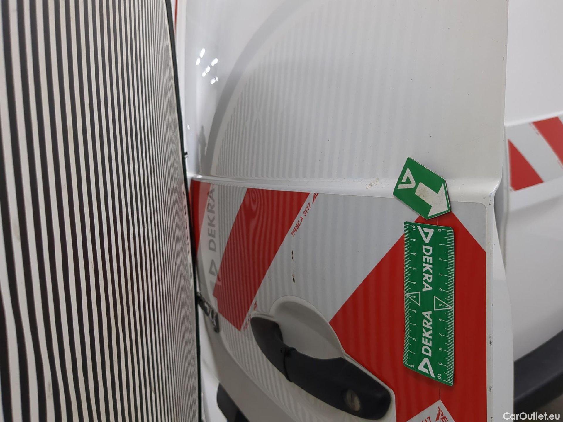  Citroen  Jumpy  Fourgon Control M 2.0 BlueHDi 120CV BVM6 E6dT #52