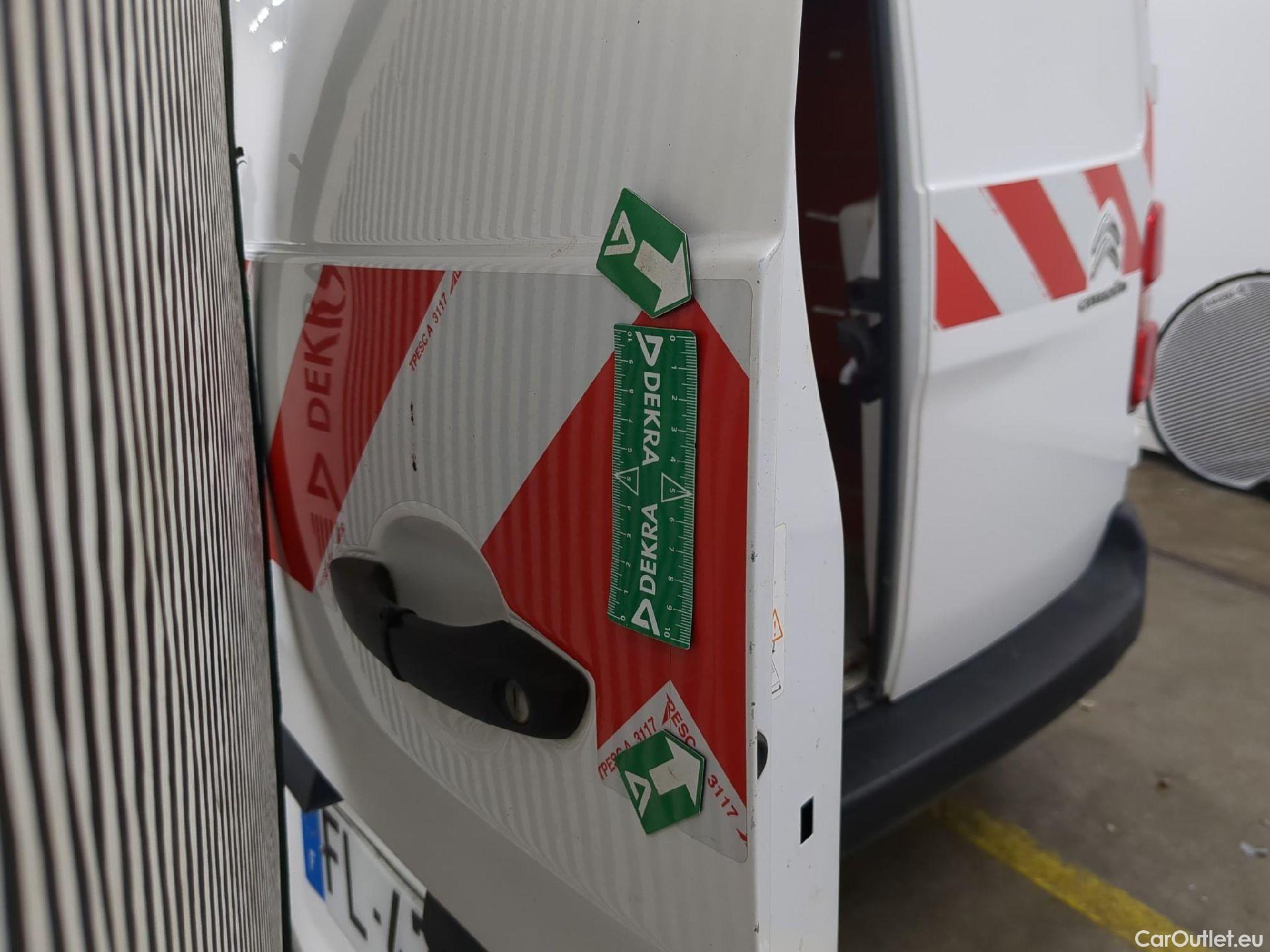  Citroen  Jumpy  Fourgon Control M 2.0 BlueHDi 120CV BVM6 E6dT #50