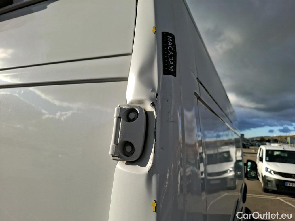  Fiat  Ducato FIAT   2014  4P  Fourgon tôlé 2 3 Multijet 120 3 0 M H2 Business #17