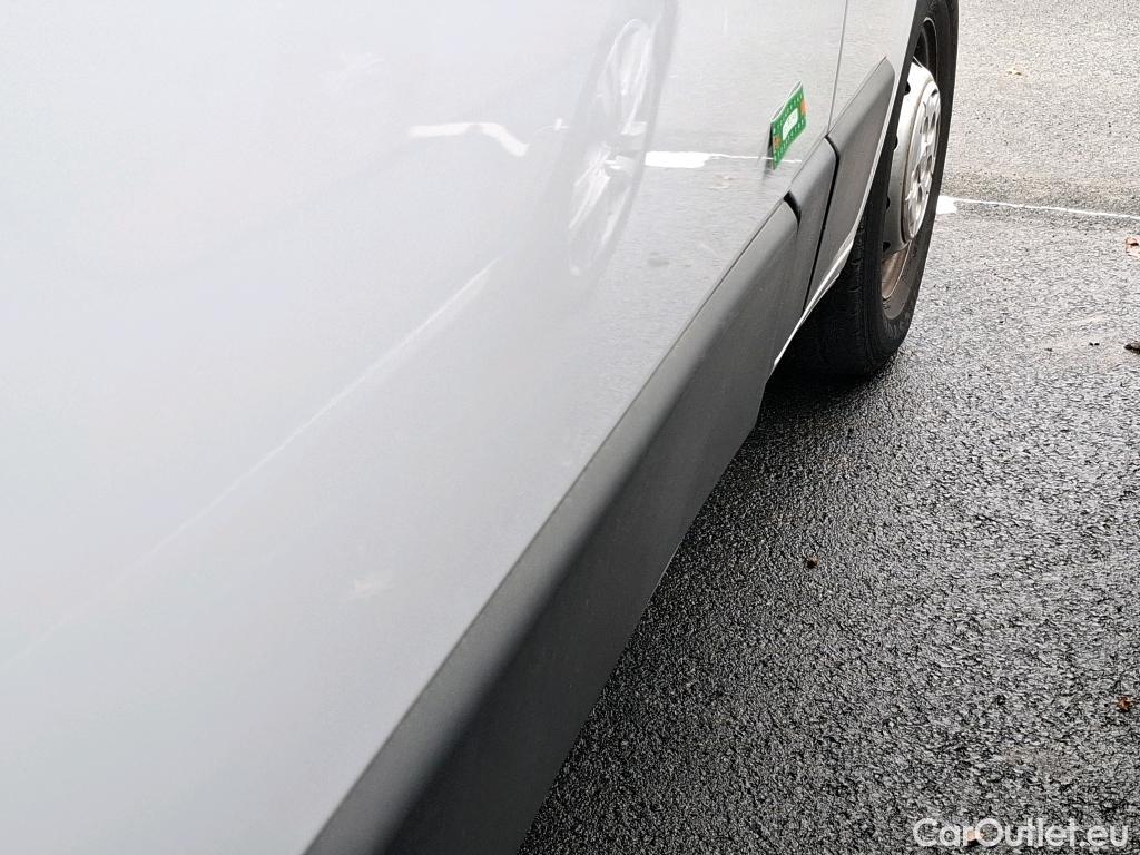  Fiat  Ducato FIAT  VU 4p Fourgon 3 0 M H2 2 0 Multijet 115 Pack Pro Nav #40