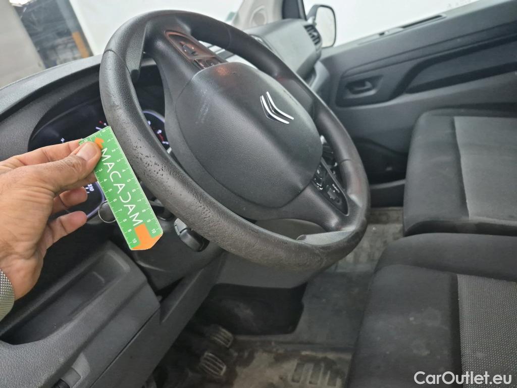  Citroen  Jumpy CITROEN  VU 4p VNA Taille M BlueHDi 120 S&S BVM6Business fourgon tôl #116