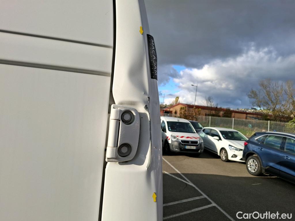  Fiat  Ducato FIAT   2014  4P  Fourgon tôlé 2 3 Multijet 120 3 0 M H2 Business #19