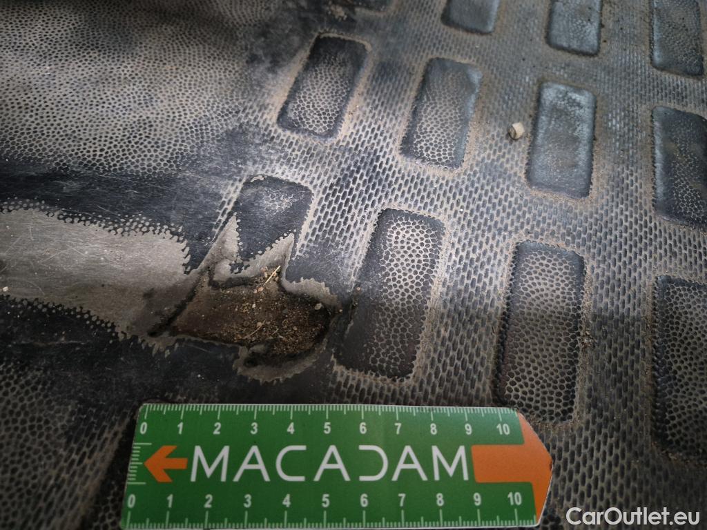  Citroen  Jumpy CITROEN  VU 4p VNA Taille M BlueHDi 120 S&S BVM6Business fourgon tôl #84