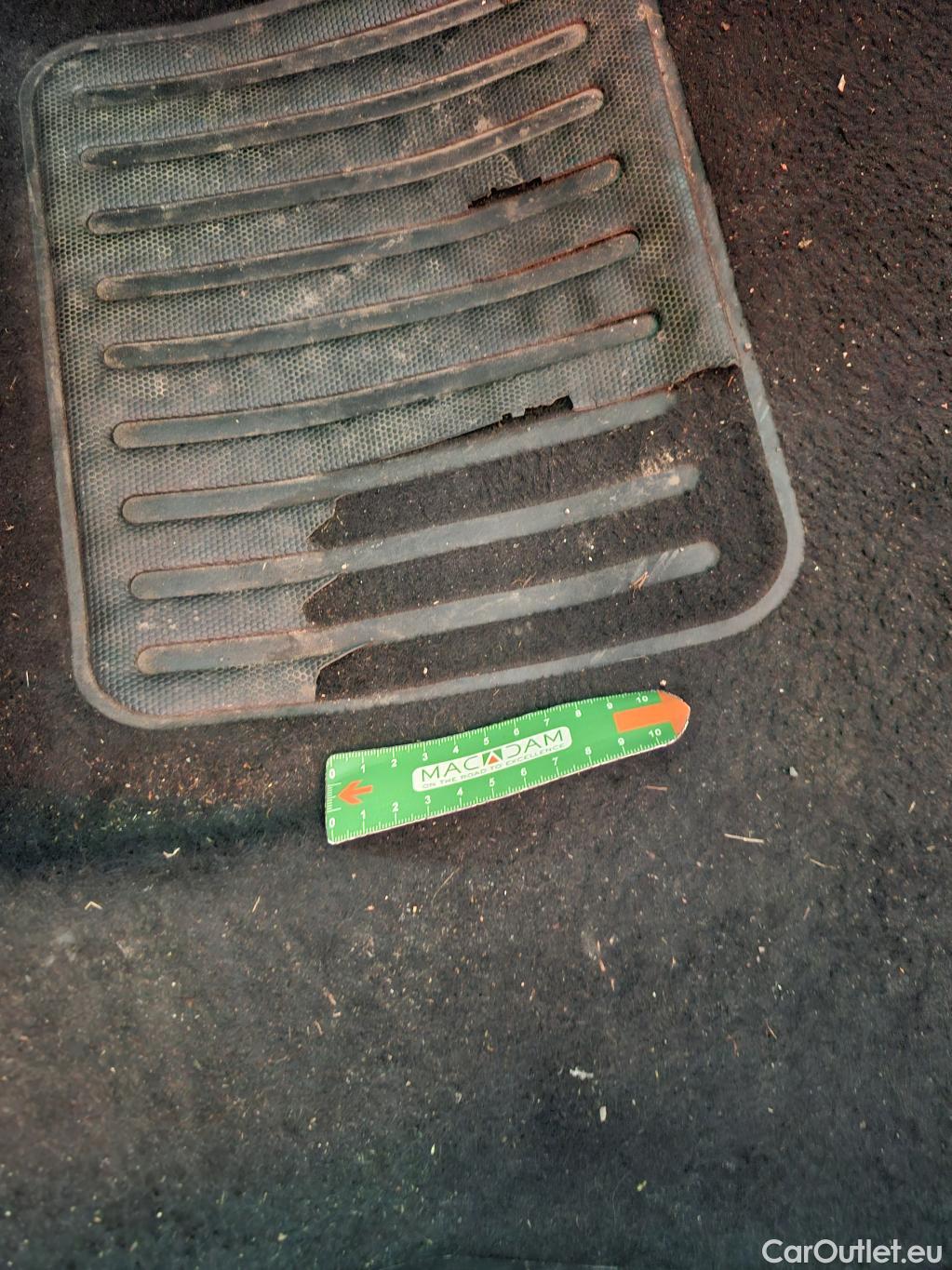  Peugeot  208  Affaire Premium Pack 1.5 HDi 100CV BVM6 E6dT #1