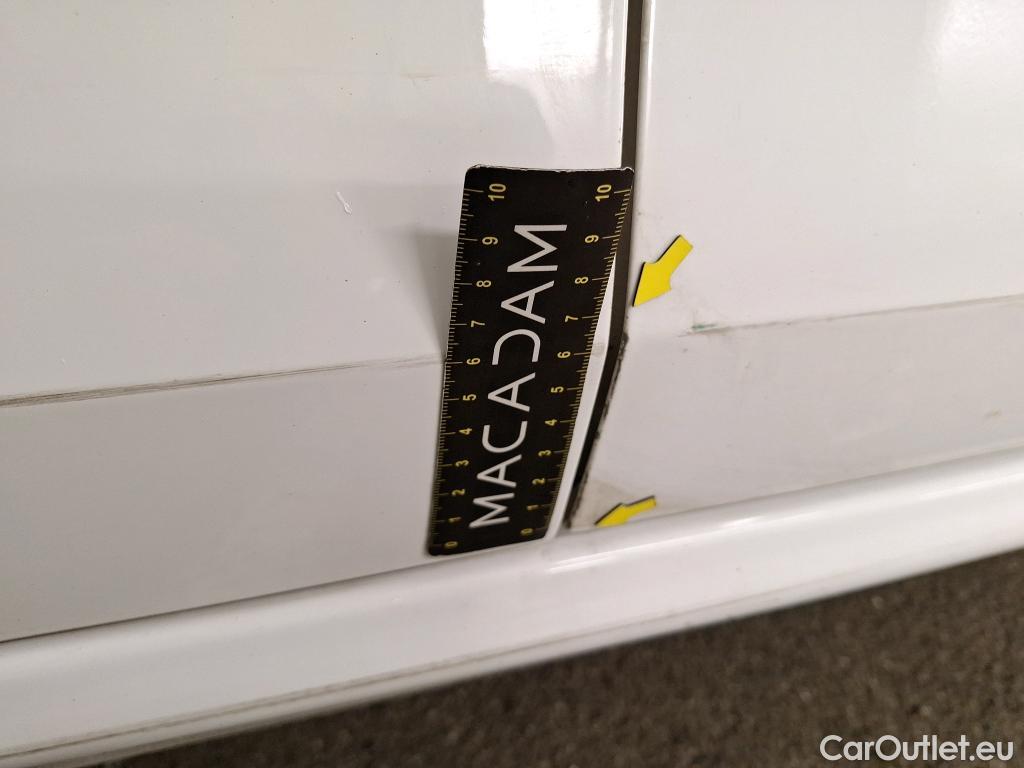  Peugeot  208 PEUGEOT  Affaire VU 5p Berline BlueHDi 75 PREMIUM #85