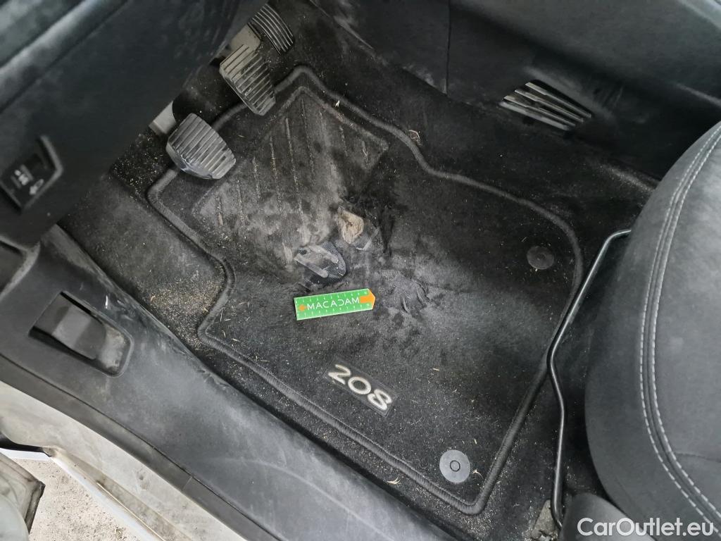  Peugeot  208 PEUGEOT  AFFAIRE VF 5p BER 1.6 BlueHDi 100 PACK CLIM NAVbi-corps VU #1