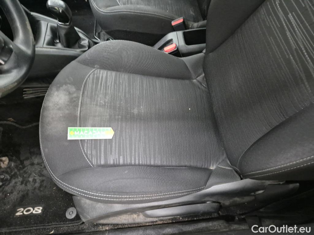  Peugeot  208 PEUGEOT  AFFAIRE VF 5p BER 1.6 BlueHDi 100 PACK CLIM NAVbi-corps VU #52