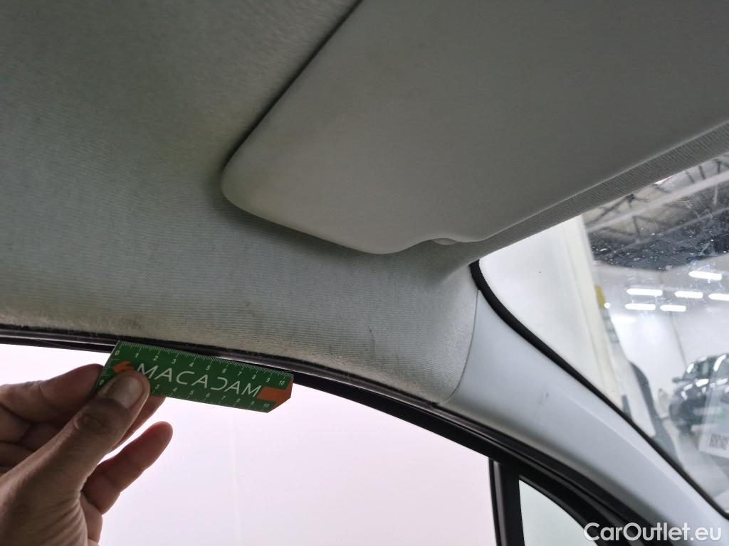  Peugeot  208 PEUGEOT  AFFAIRE VF 5p BER 1.6 BlueHDi 100 PACK CLIM NAVbi-corps VU #51