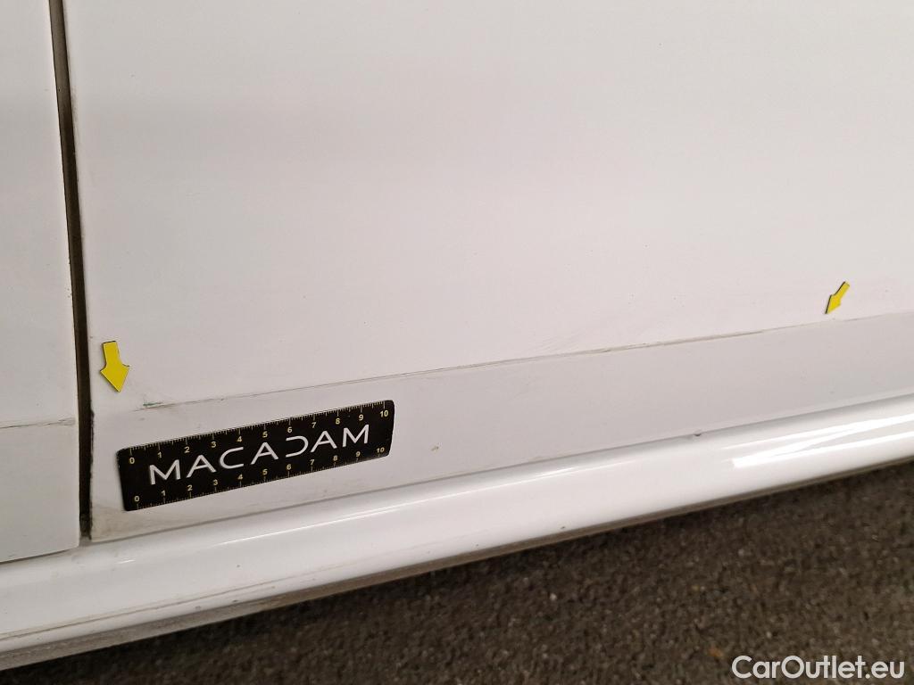  Peugeot  208 PEUGEOT  Affaire VU 5p Berline BlueHDi 75 PREMIUM #84