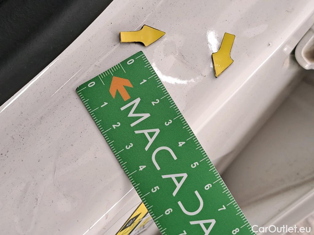  Peugeot  208  Affaire Confort 1.0 PureTech 70CV BVM5 E5 #9