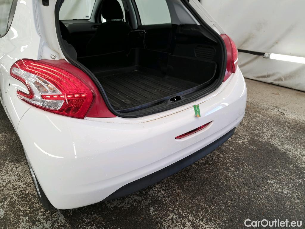  Peugeot  208  Affaire Confort 1.0 PureTech 70CV BVM5 E5 #6