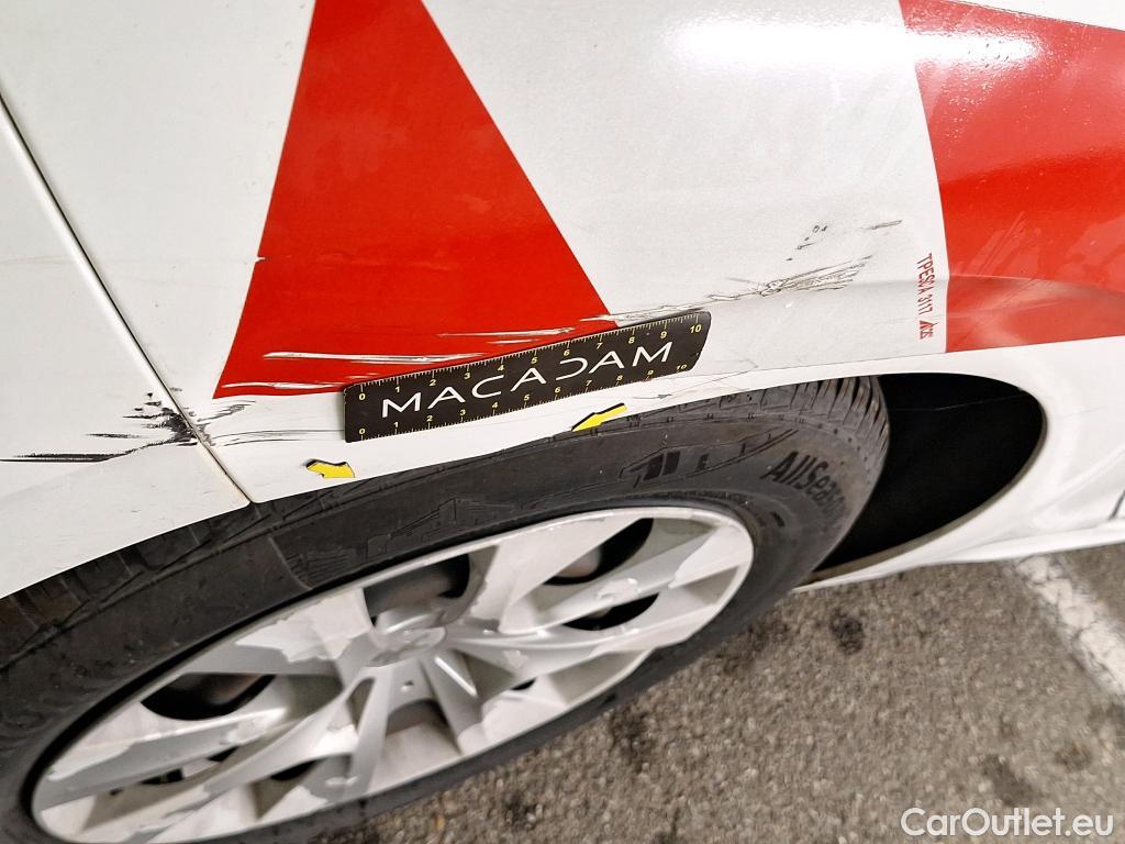  Peugeot  208 PEUGEOT  Affaire VU 5p Berline BlueHDi 75 PREMIUM #48