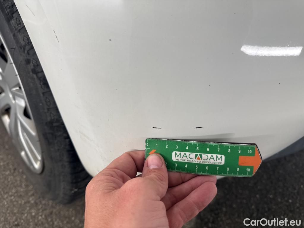  Peugeot  208  Affaire Premium Pack 1.5 HDi 100CV BVM5 E6dT #4