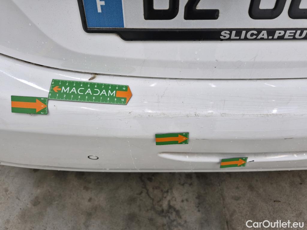  Peugeot  208 PEUGEOT  AFFAIRE VF 5p BER 1.6 BlueHDi 100 PACK CLIM NAVbi-corps VU #17