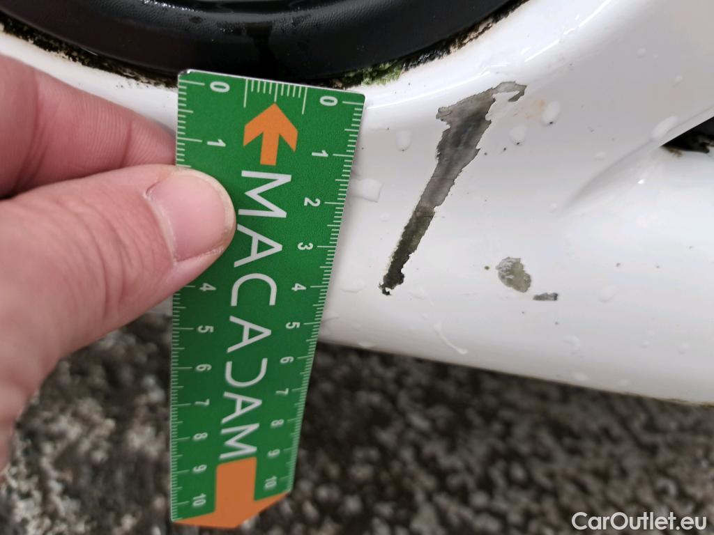  Peugeot  208  Affaire Confort 1.0 PureTech 70CV BVM5 E5 #2