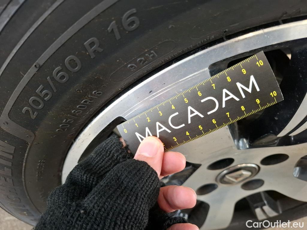  Renault  Captur  Business 0.9 TCe 90CV BVM5 E6 / TRANSFO VP/VF #24