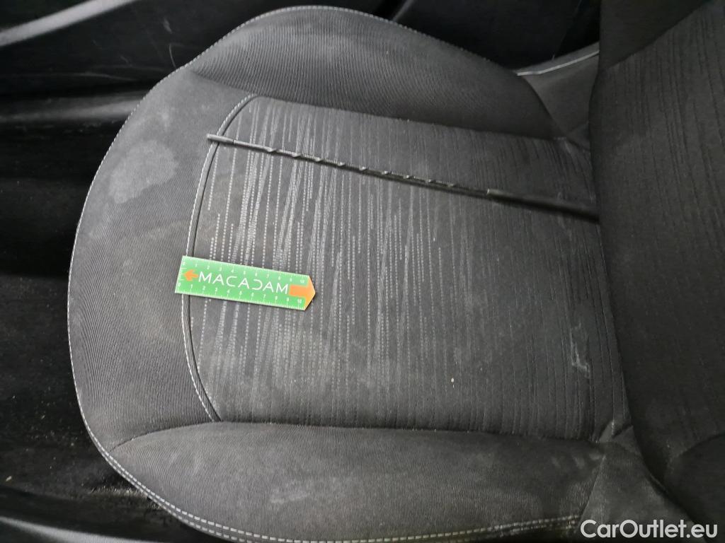  Peugeot  208 PEUGEOT  AFFAIRE VF 5p BER 1.6 BlueHDi 100 PACK CLIM NAVbi-corps VU #46