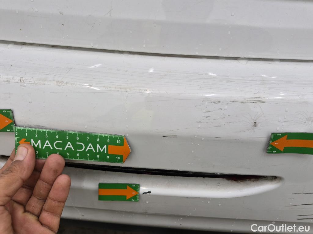  Peugeot  208 PEUGEOT  AFFAIRE VF 5p BER 1.6 BlueHDi 100 PACK CLIM NAVbi-corps VU #19