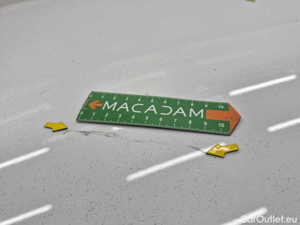  Peugeot  208 PEUGEOT  AFFAIRE VF 5p BER 1.6 BlueHDi 100 PACK CLIM NAVbi-corps VU #30